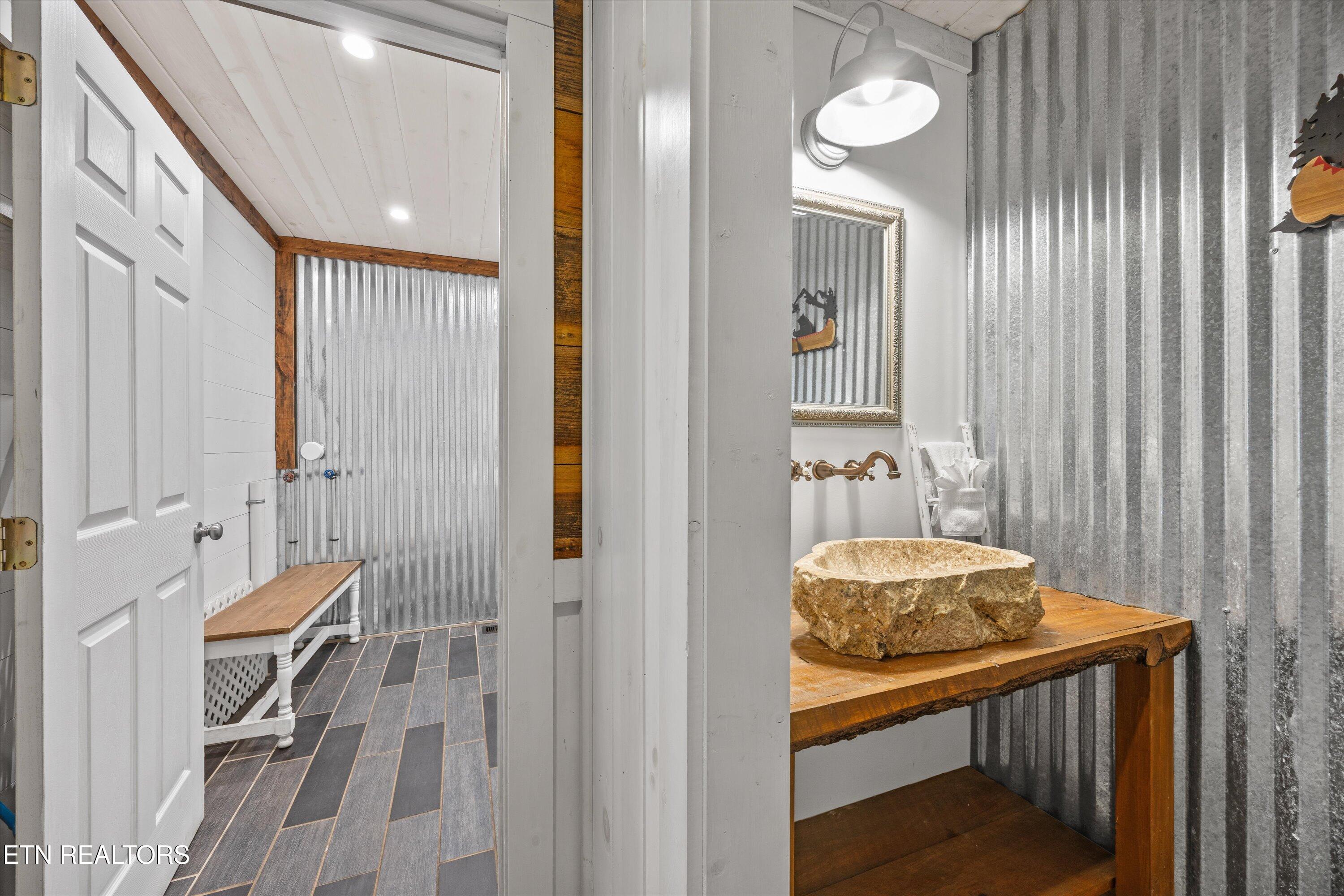 3528 Lost Branch Road Sevierville, TN 37862 - Photo 5 of 29 10-3528 Lost Branch Rd 19