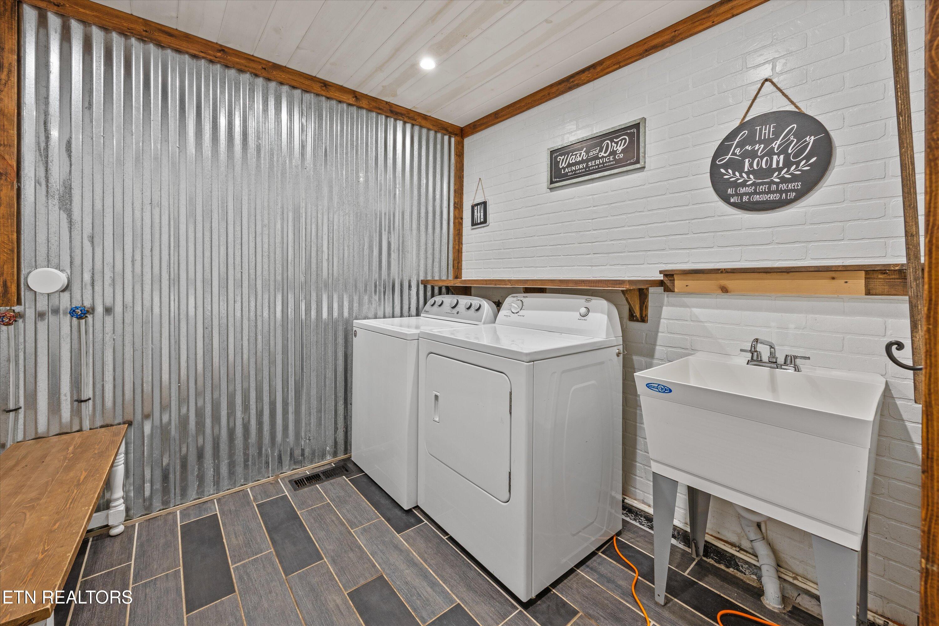 3528 Lost Branch Road Sevierville, TN 37862 - Photo 7 of 29 12-3528 Lost Branch Rd 21