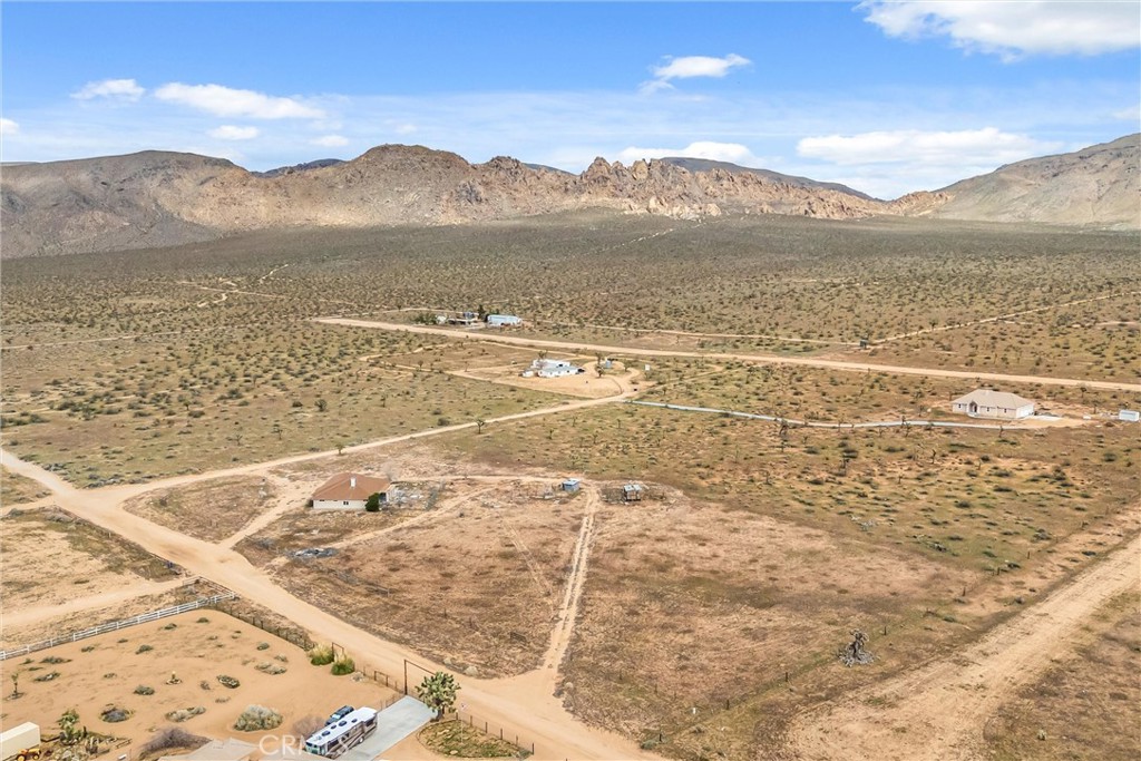 26525 Papago Road Apple Valley, CA 92307 - Photo 35 of 40