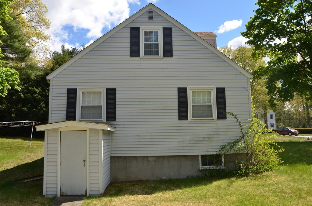 72 Pocahontas Street Walpole, MA 02081 - Photo 2 of 14 Gallery Image 2