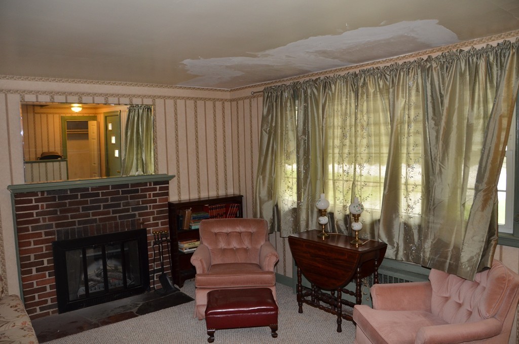 72 Pocahontas Street Walpole, MA 02081 - Photo 5 of 14 Gallery Image 5