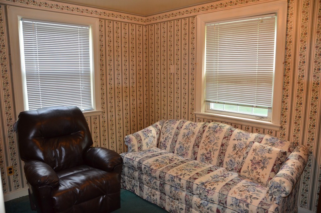 72 Pocahontas Street Walpole, MA 02081 - Photo 9 of 14 Gallery Image 9