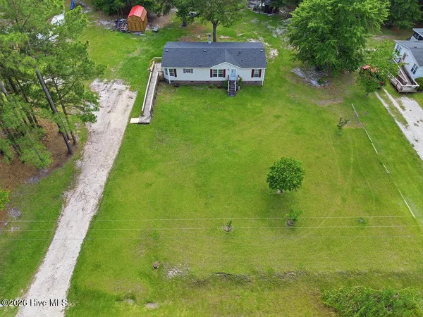 $205,000 | 106 Madelyn Drive, Richlands, NC 28574