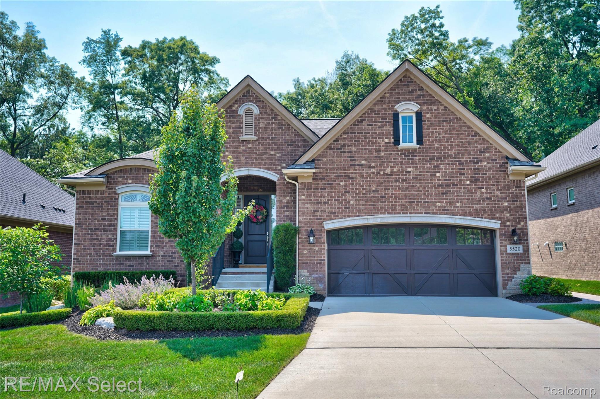 5520 Woodfall Road Clarkston, MI 48348 - Photo 1 of 48 5520 Woodfall Rd 01.jpg