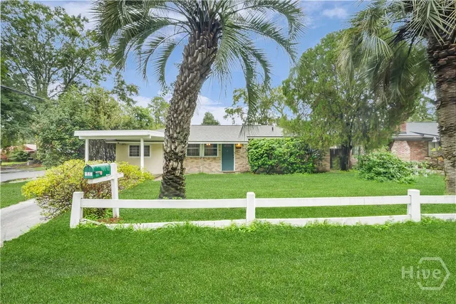 $309,900 | 202 Inglewood Drive, Savannah, GA 31406