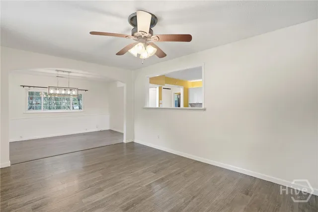 $299,900 | 202 Inglewood Drive, Savannah, GA 31406