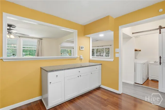 $299,900 | 202 Inglewood Drive, Savannah, GA 31406