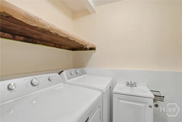 $299,900 | 202 Inglewood Drive, Savannah, GA 31406