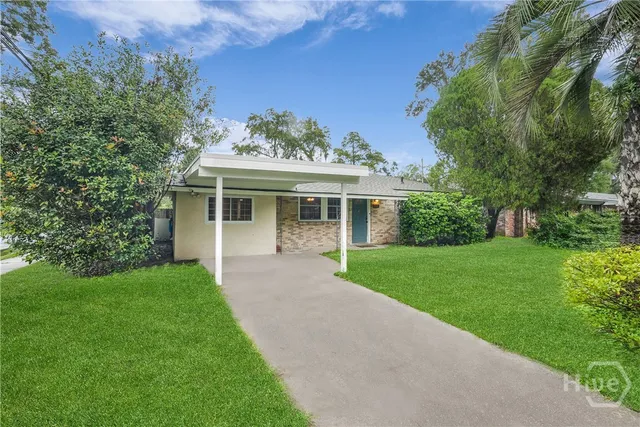 $299,900 | 202 Inglewood Drive, Savannah, GA 31406