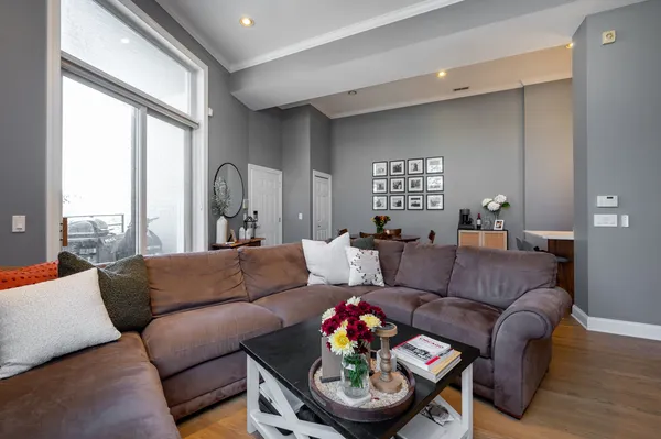 $3,200 | 4662 North Winthrop Avenue, Unit 3N, Chicago, IL 60640