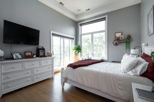 $3,200 | 4662 North Winthrop Avenue, Unit 3N, Chicago, IL 60640
