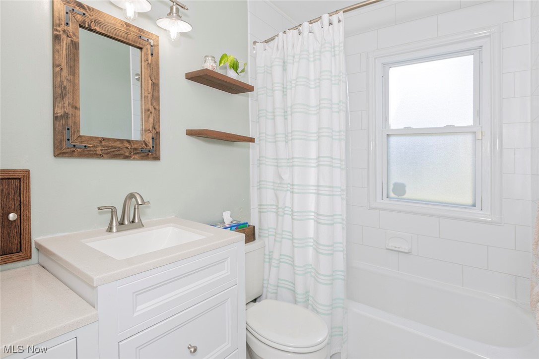 1223 Churchill Road Lyndhurst, OH 44124 - Photo 24 of 40 beautifully remodeled full bath on first floor
