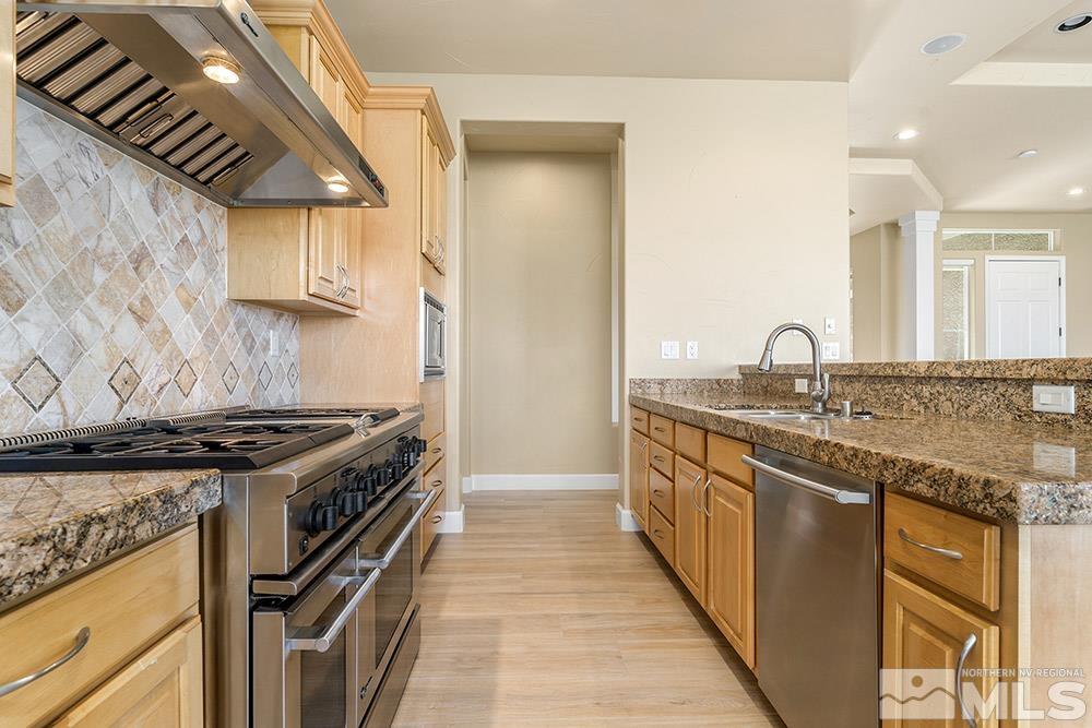 517 Spirit Ridge Court Reno, NV 89511 - Photo 6 of 27 Photo 6