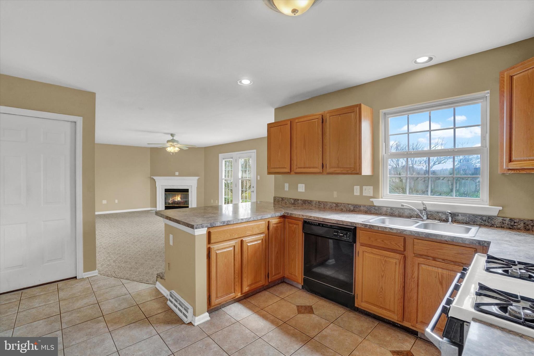 2525 Coldspring Road York, PA 17404 - Photo 9 of 27 Gallery Image 9
