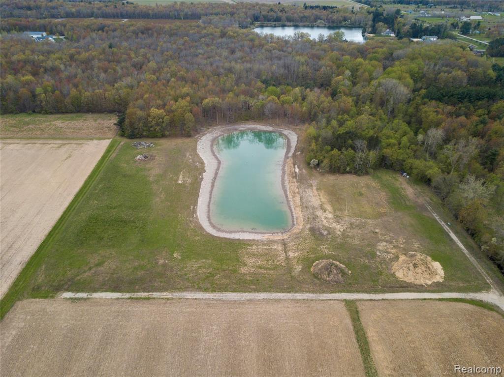 2250 South Hemlock Road Hemlock, MI 48626 - Photo 4 of 10