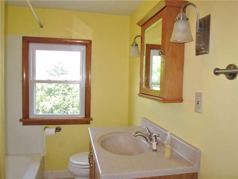 2916 Conway Wallrose Road Economy, PA 15005 - Photo 12 of 17 Full Bath.