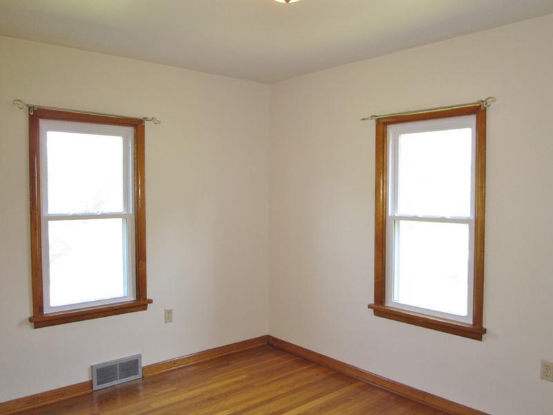 2916 Conway Wallrose Road Economy, PA 15005 - Photo 7 of 17 Bedroom.