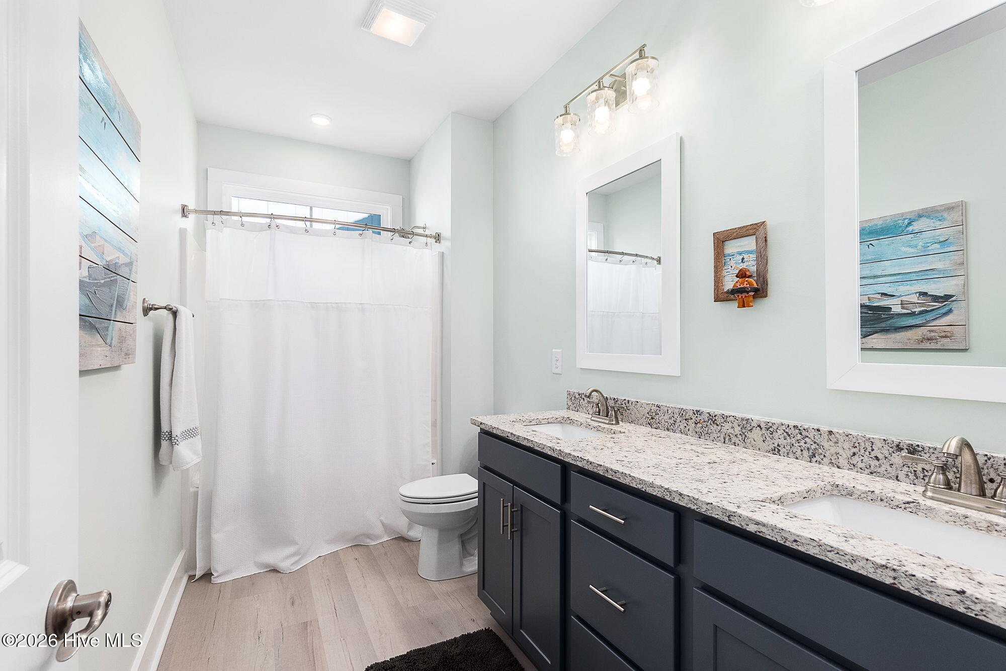 163 Freedom Park Road Beaufort, NC 28516 - Photo 24 of 39 Guest Bath