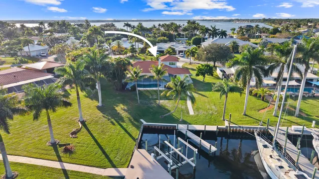 $1,750,000 | 2807 Northwest St Lucie Lane, Stuart, FL 34994