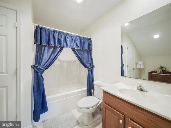 $424,400 | 13865 Trailside Lane, Mercersburg, PA 17236