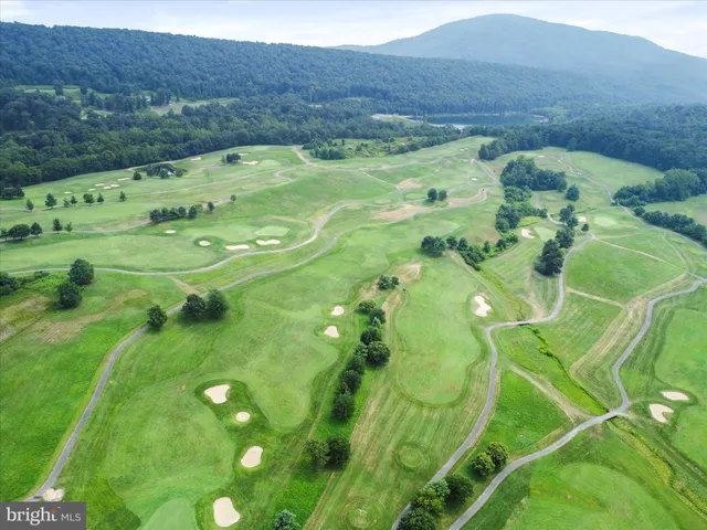 $447,000 | 13865 Trailside Lane, Mercersburg, PA 17236