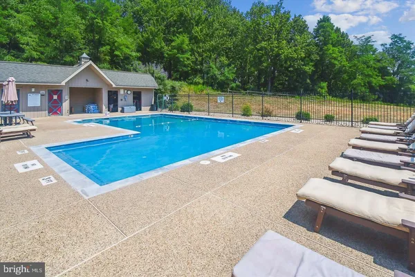 $424,400 | 13865 Trailside Lane, Mercersburg, PA 17236