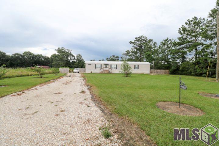 8805 Lockhart Road Denham Springs, LA 70726 - Photo 1 of 18 Gallery Image 1