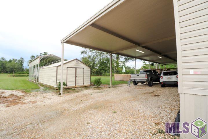 8805 Lockhart Road Denham Springs, LA 70726 - Photo 3 of 18 Gallery Image 3