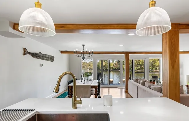 $1,100,000 | 95 Lake Shore Road, Salem, NH 03079