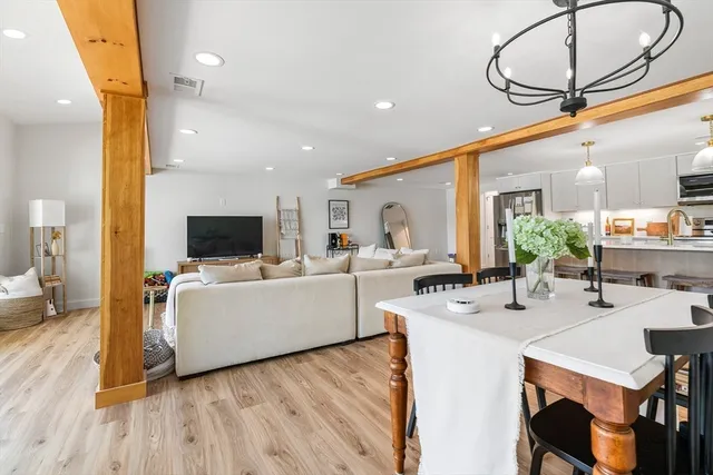 $1,100,000 | 95 Lake Shore Road, Salem, NH 03079