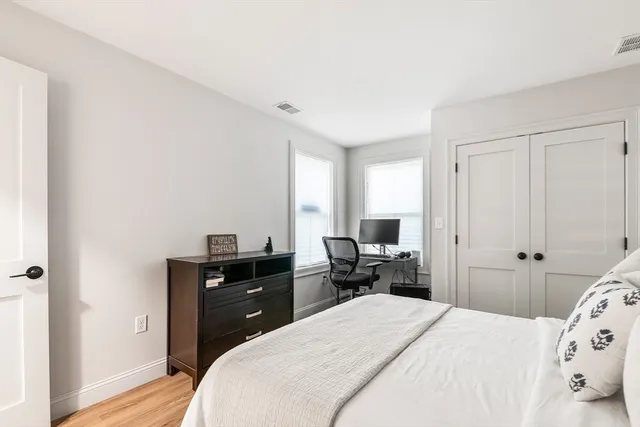 $1,100,000 | 95 Lake Shore Road, Salem, NH 03079