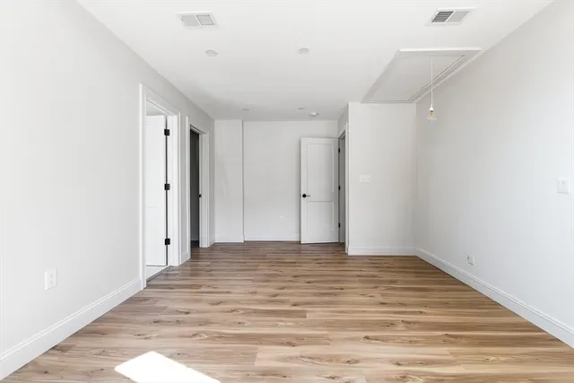 $1,100,000 | 95 Lake Shore Road, Salem, NH 03079