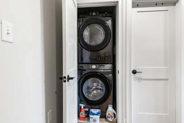 $1,100,000 | 95 Lake Shore Road, Salem, NH 03079