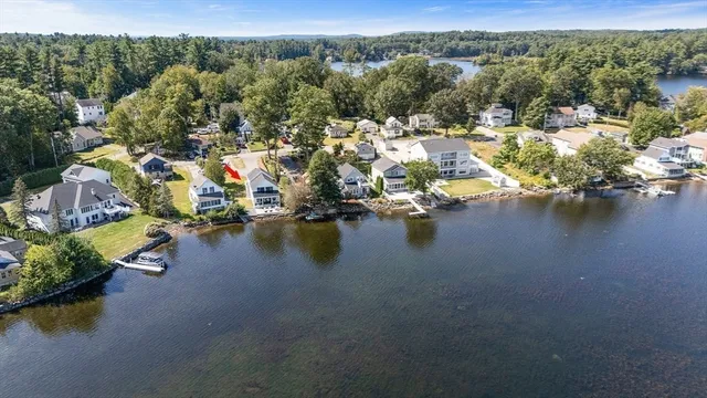 $1,100,000 | 95 Lake Shore Road, Salem, NH 03079
