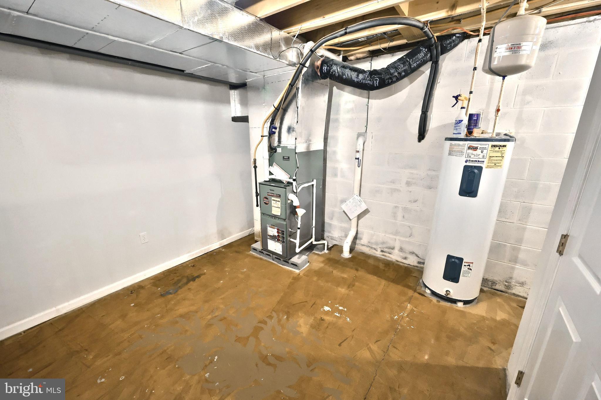 7220 Seneca Ridge Drive York, PA 17403 - Photo 43 of 51