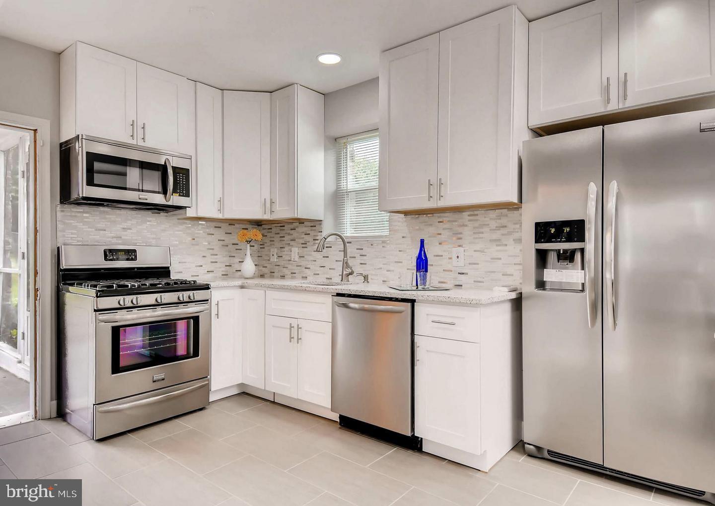 3731 Rueckert Avenue Baltimore, MD 21206 - Photo 10 of 26 Gallery Image 10