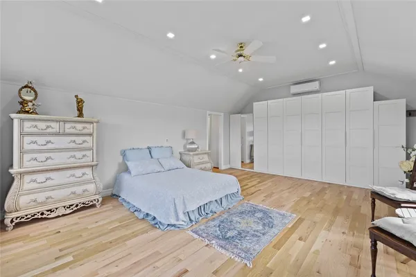 $1,199,000 | 10 J H Dwyer Drive, Middletown, RI 02842