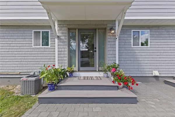 $1,199,000 | 10 J H Dwyer Drive, Middletown, RI 02842
