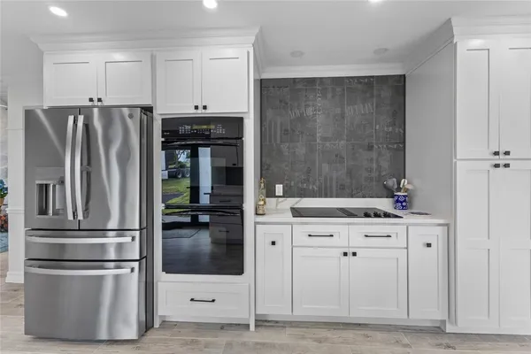 $1,199,000 | 10 J H Dwyer Drive, Middletown, RI 02842