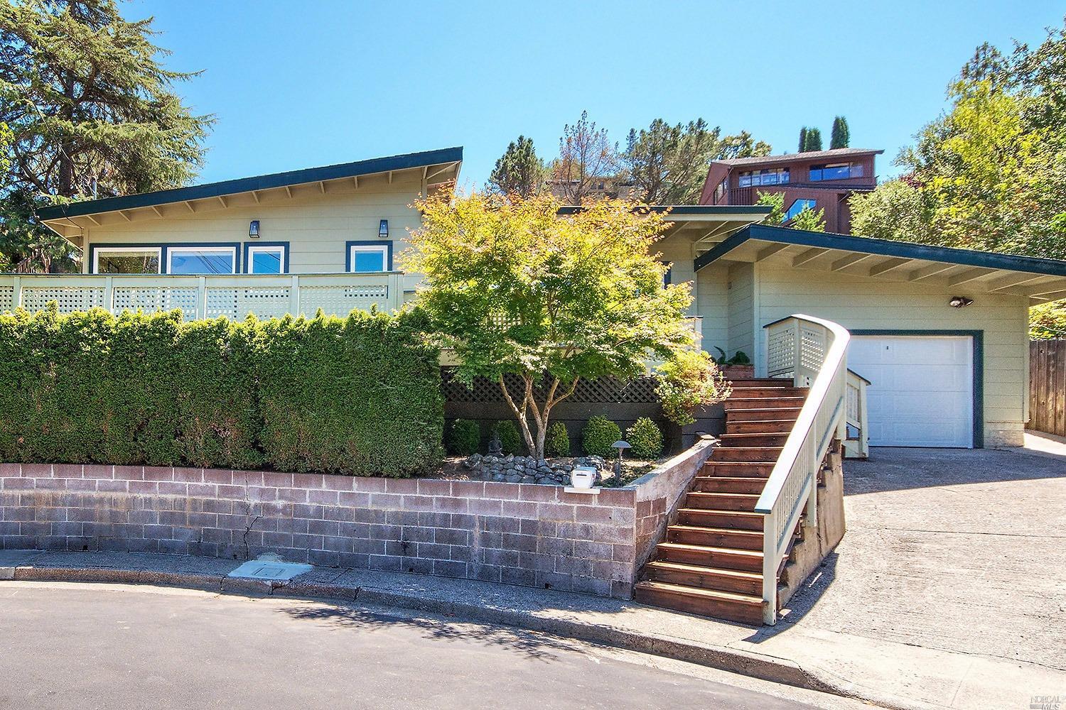 30 Ray Court San Rafael, CA 94901 - Photo 1 of 1 Gallery Image 1
