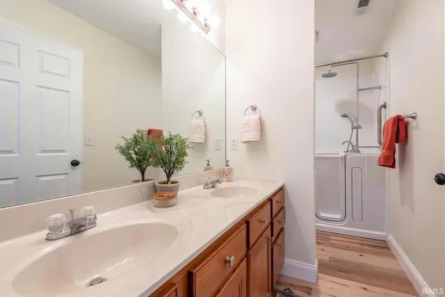 $295,000 | 2081 West Arbor Ridge Way, Bloomington, IN 47403