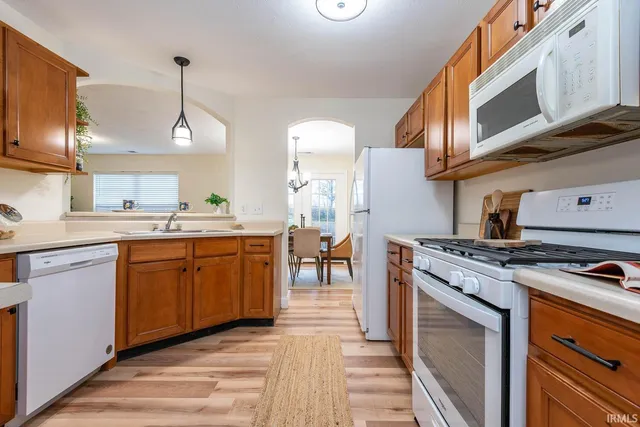 $295,000 | 2081 West Arbor Ridge Way, Bloomington, IN 47403