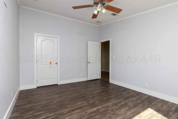 $950,000 | 8040 County Road 2, Mobeetie, TX 79061