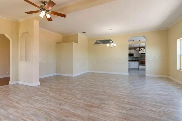 $950,000 | 8040 County Road 2, Mobeetie, TX 79061