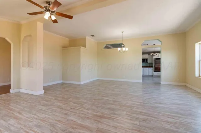 $950,000 | 8040 County Road 2, Mobeetie, TX 79061