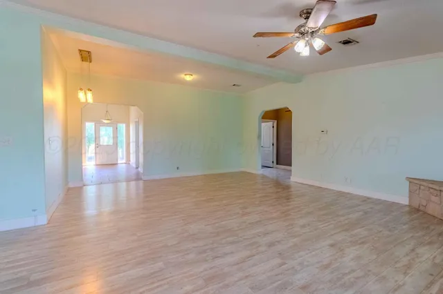 $950,000 | 8040 County Road 2, Mobeetie, TX 79061