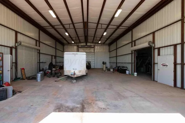 $950,000 | 8040 County Road 2, Mobeetie, TX 79061