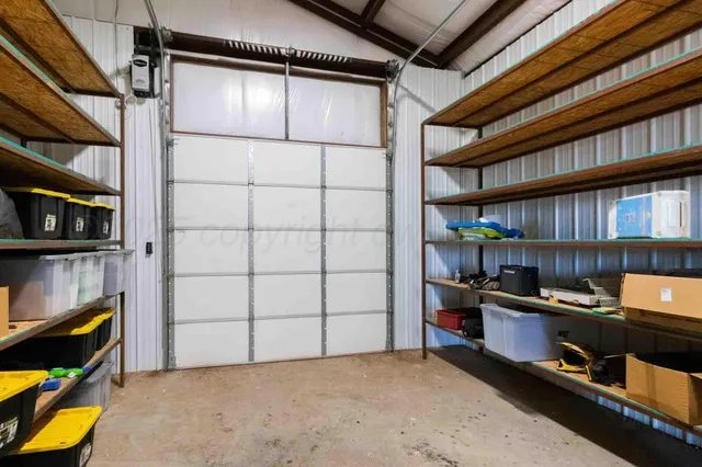 $950,000 | 8040 County Road 2, Mobeetie, TX 79061