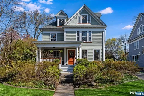 $1,650,000 | 41 Oakwood Avenue, Montclair, NJ 07043