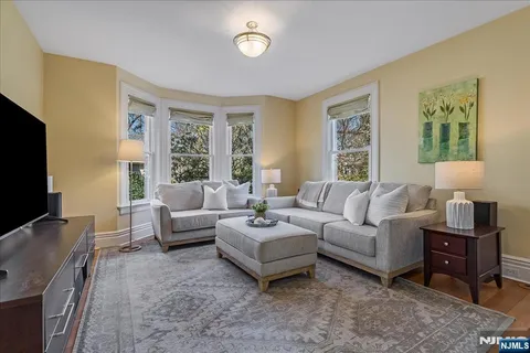 $1,650,000 | 41 Oakwood Avenue, Montclair, NJ 07043